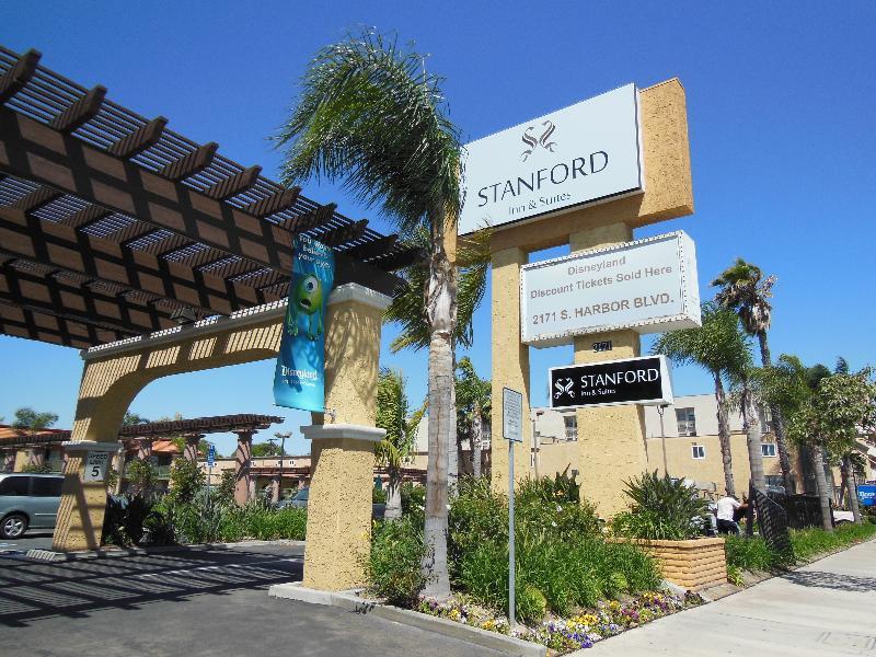 Stanford Inn&Suites Anaheim Exterior foto